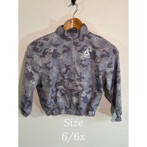 Girls Light Weight Grey Camo 1/2 Zip up Reebok Sweatshirt Jacket